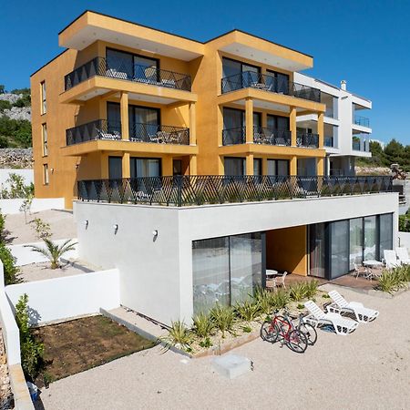 Mediterana Art Deco Resort (Adults Only) Sibenik Luaran gambar