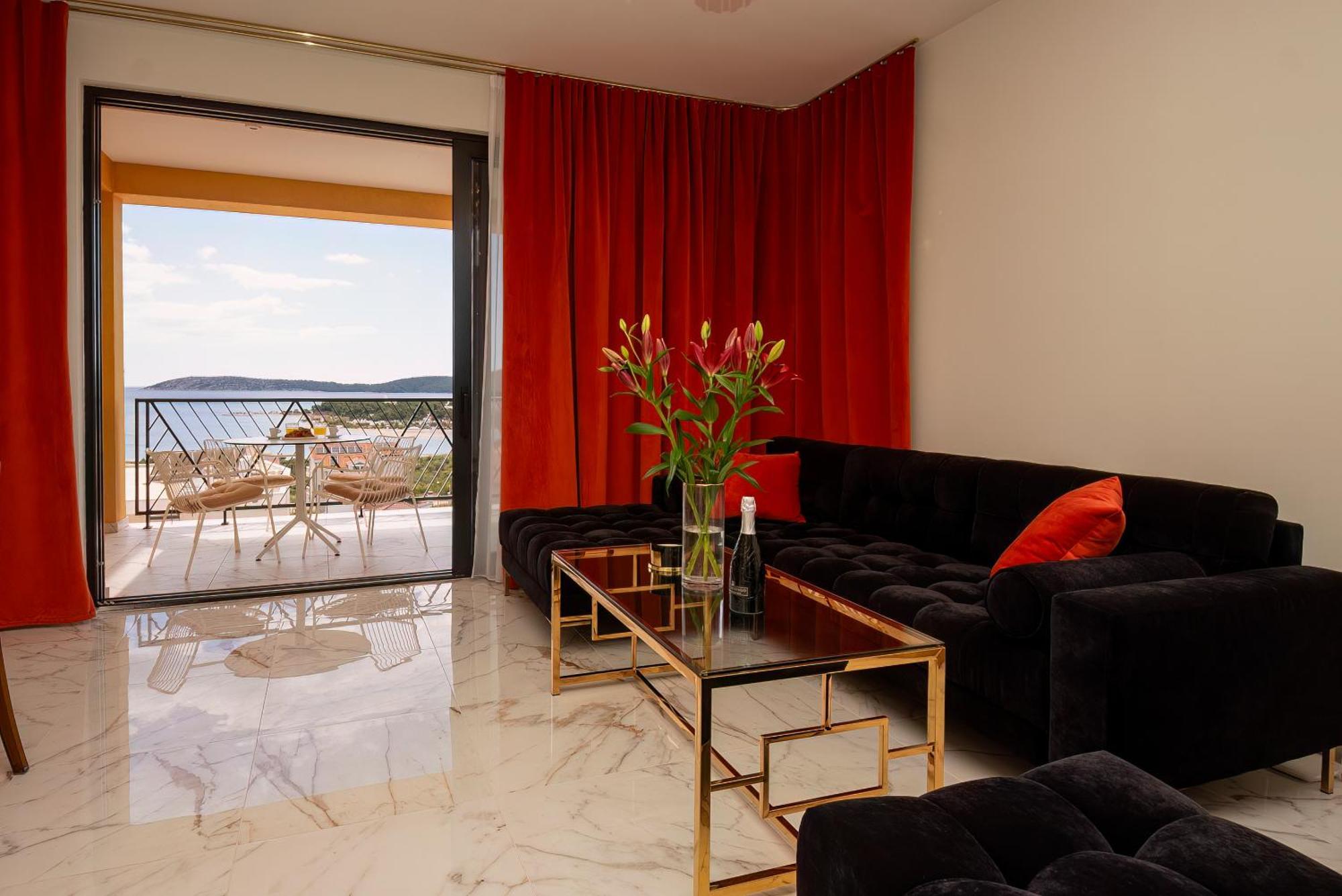 Mediterana Art Deco Resort (Adults Only) Sibenik Luaran gambar