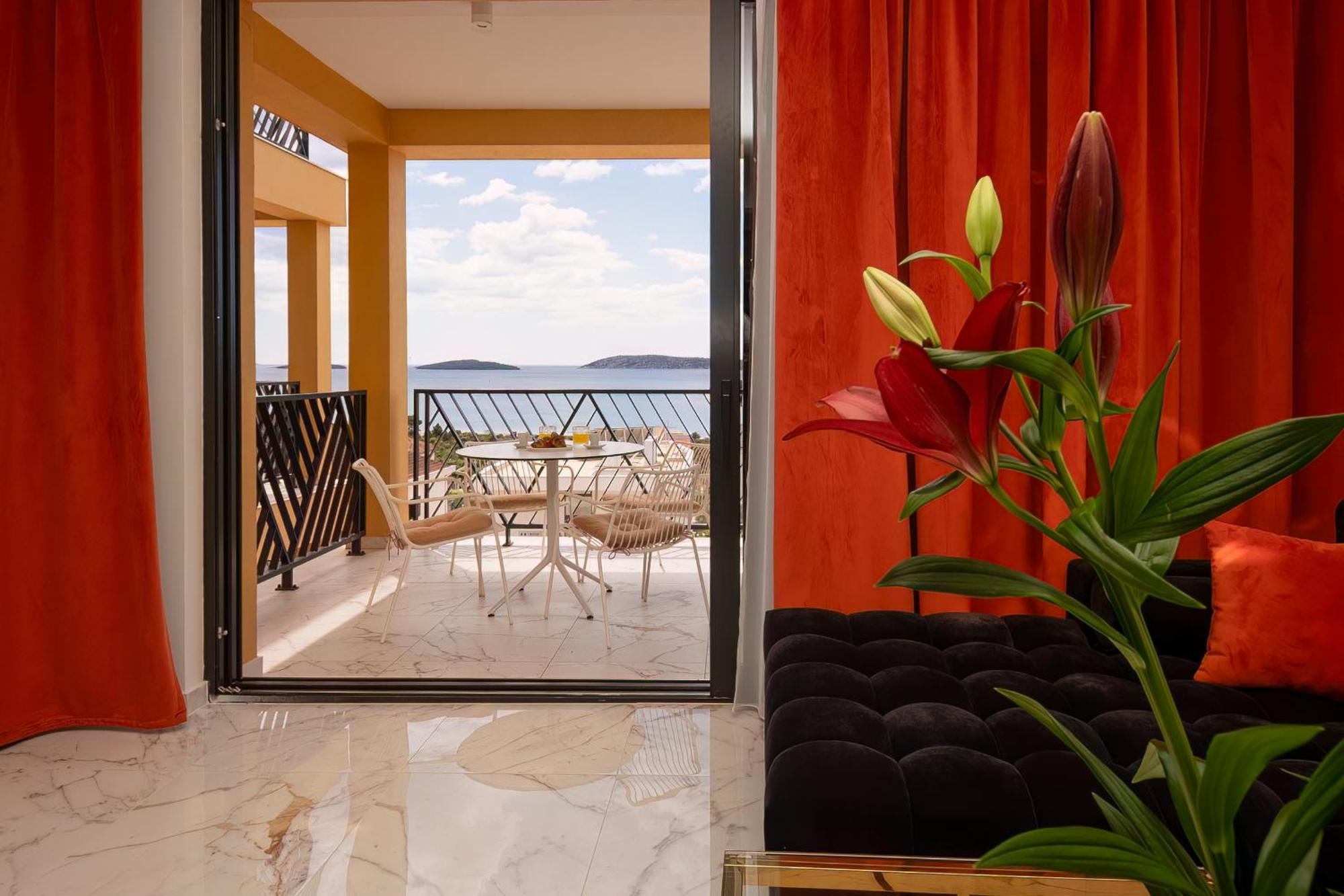 Mediterana Art Deco Resort (Adults Only) Sibenik Luaran gambar