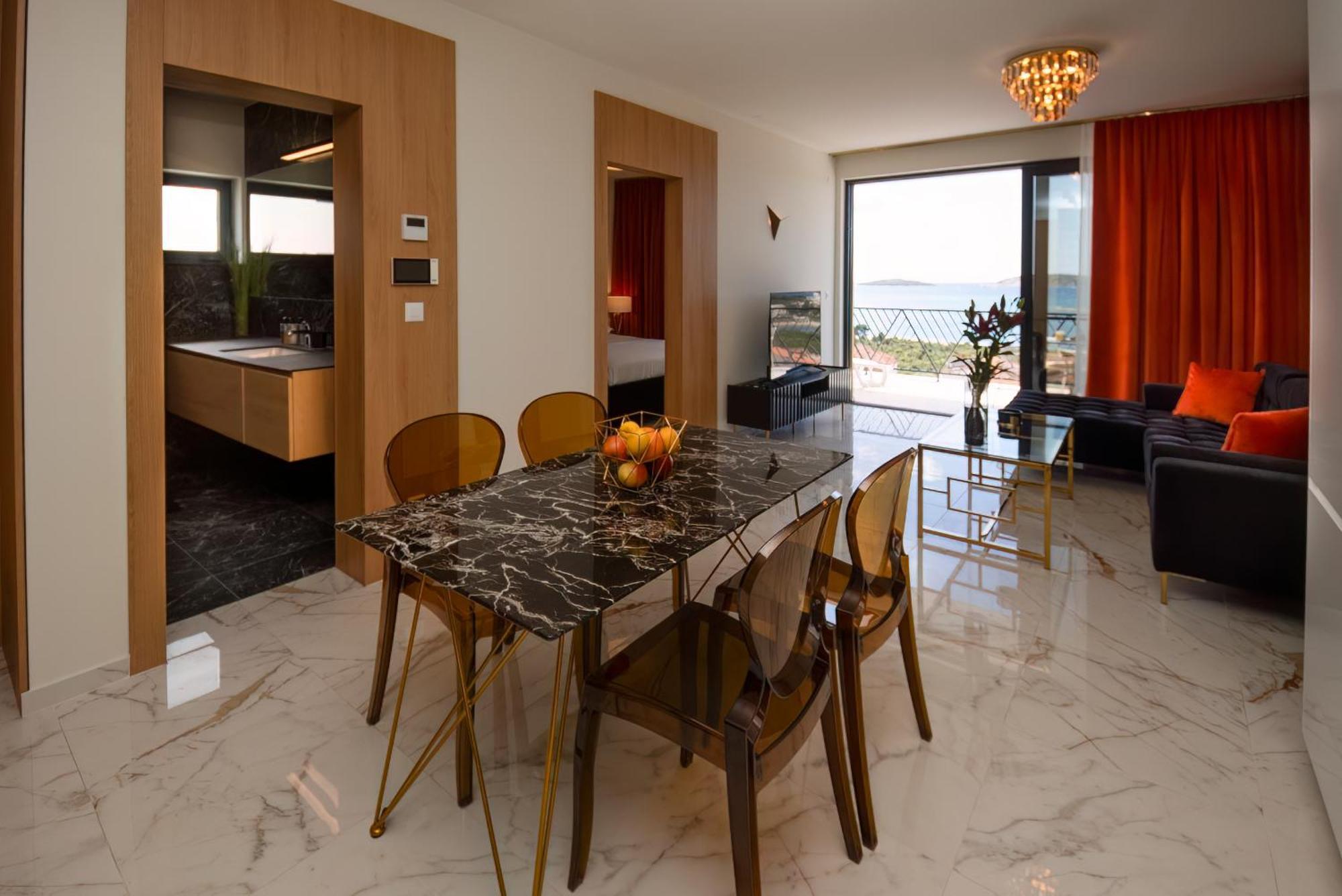 Mediterana Art Deco Resort (Adults Only) Sibenik Luaran gambar