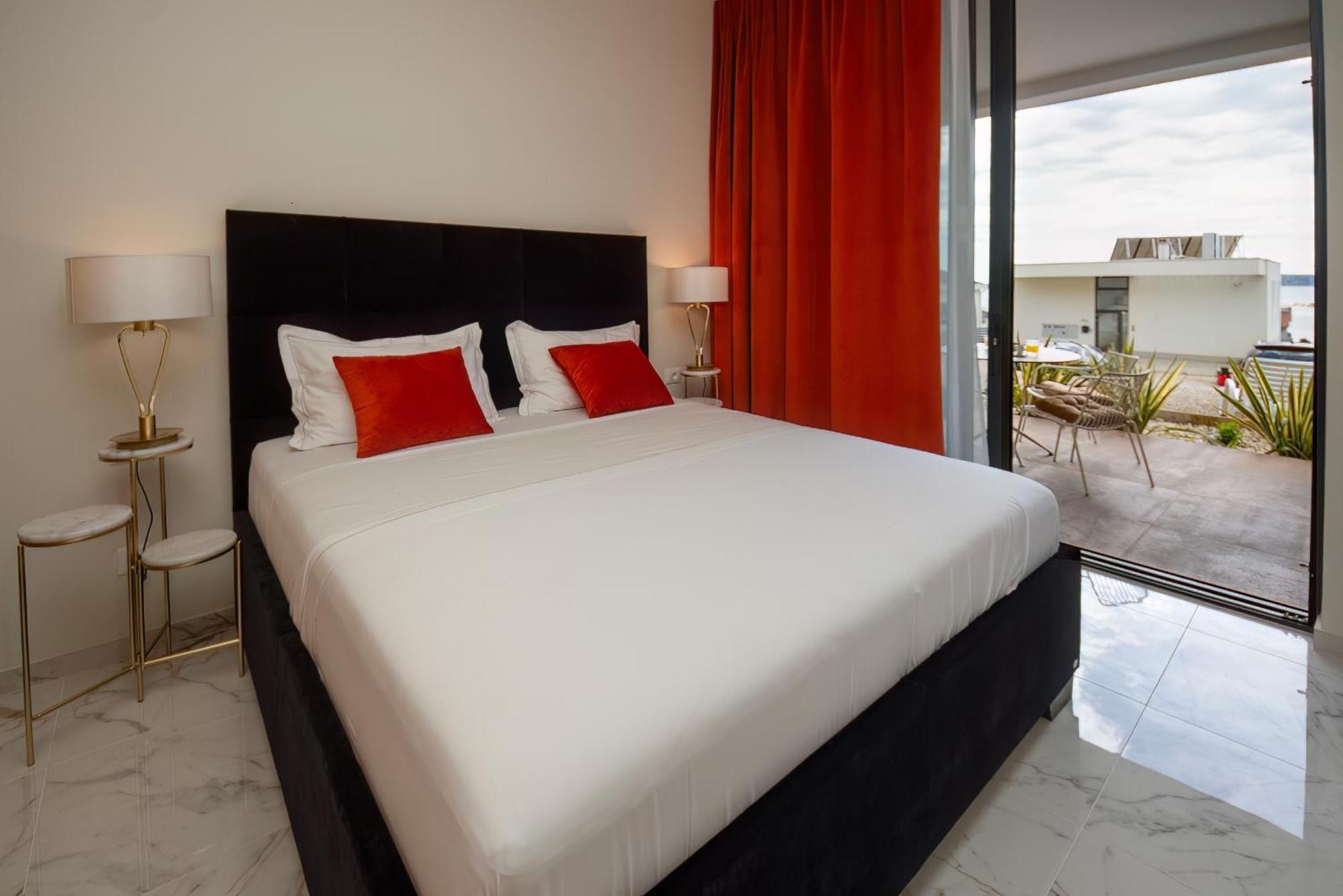 Mediterana Art Deco Resort (Adults Only) Sibenik Luaran gambar