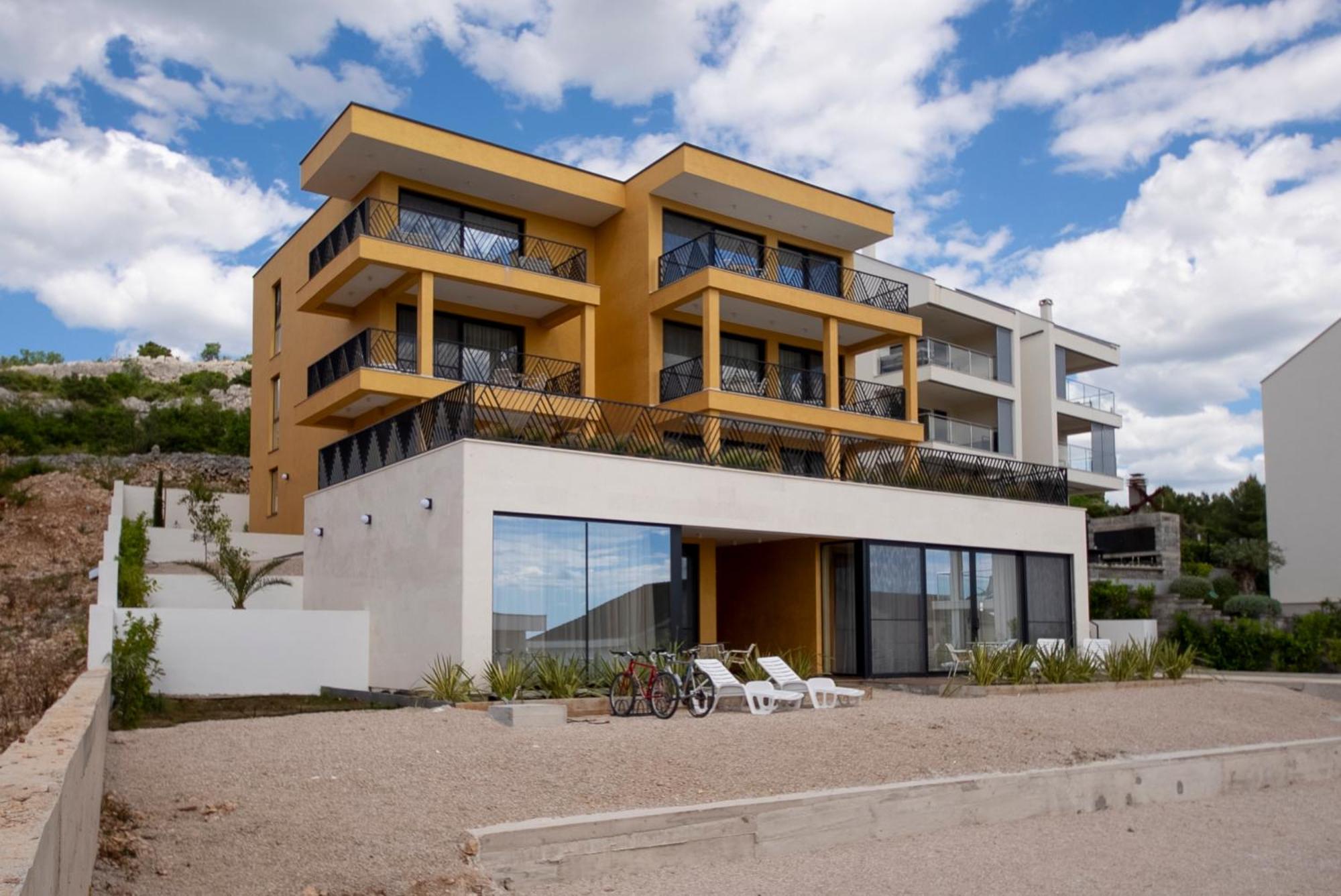 Mediterana Art Deco Resort (Adults Only) Sibenik Luaran gambar