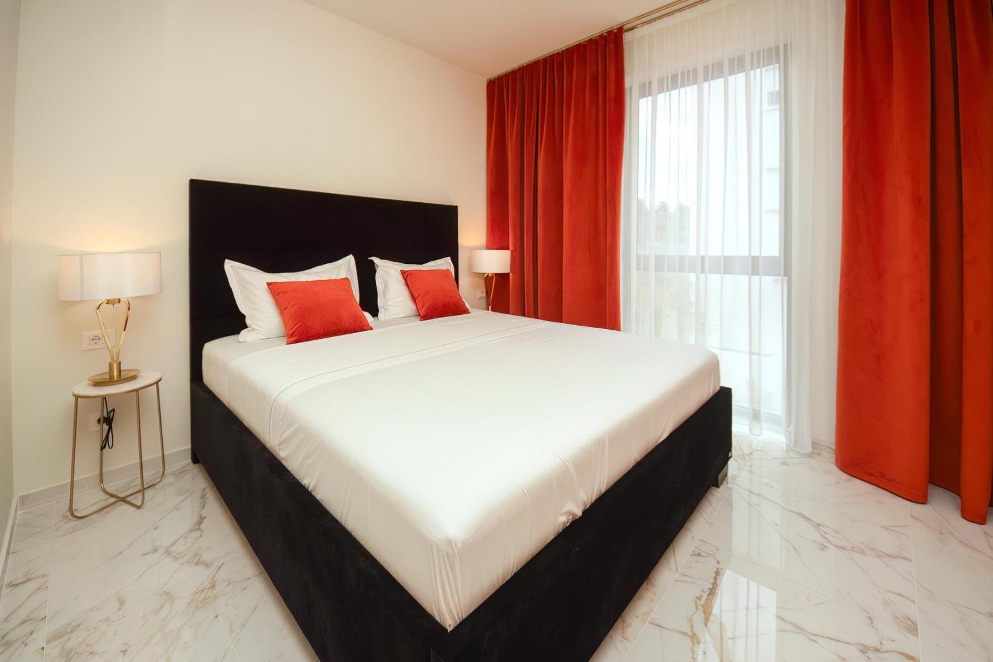 Mediterana Art Deco Resort (Adults Only) Sibenik Luaran gambar