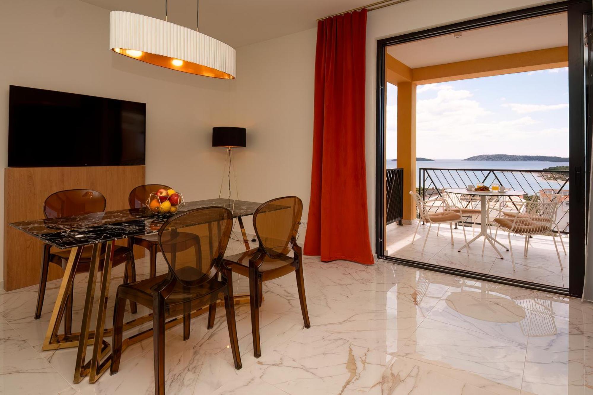 Mediterana Art Deco Resort (Adults Only) Sibenik Luaran gambar