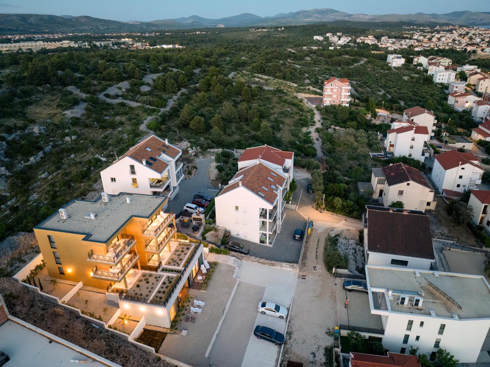 Mediterana Art Deco Resort (Adults Only) Sibenik Luaran gambar