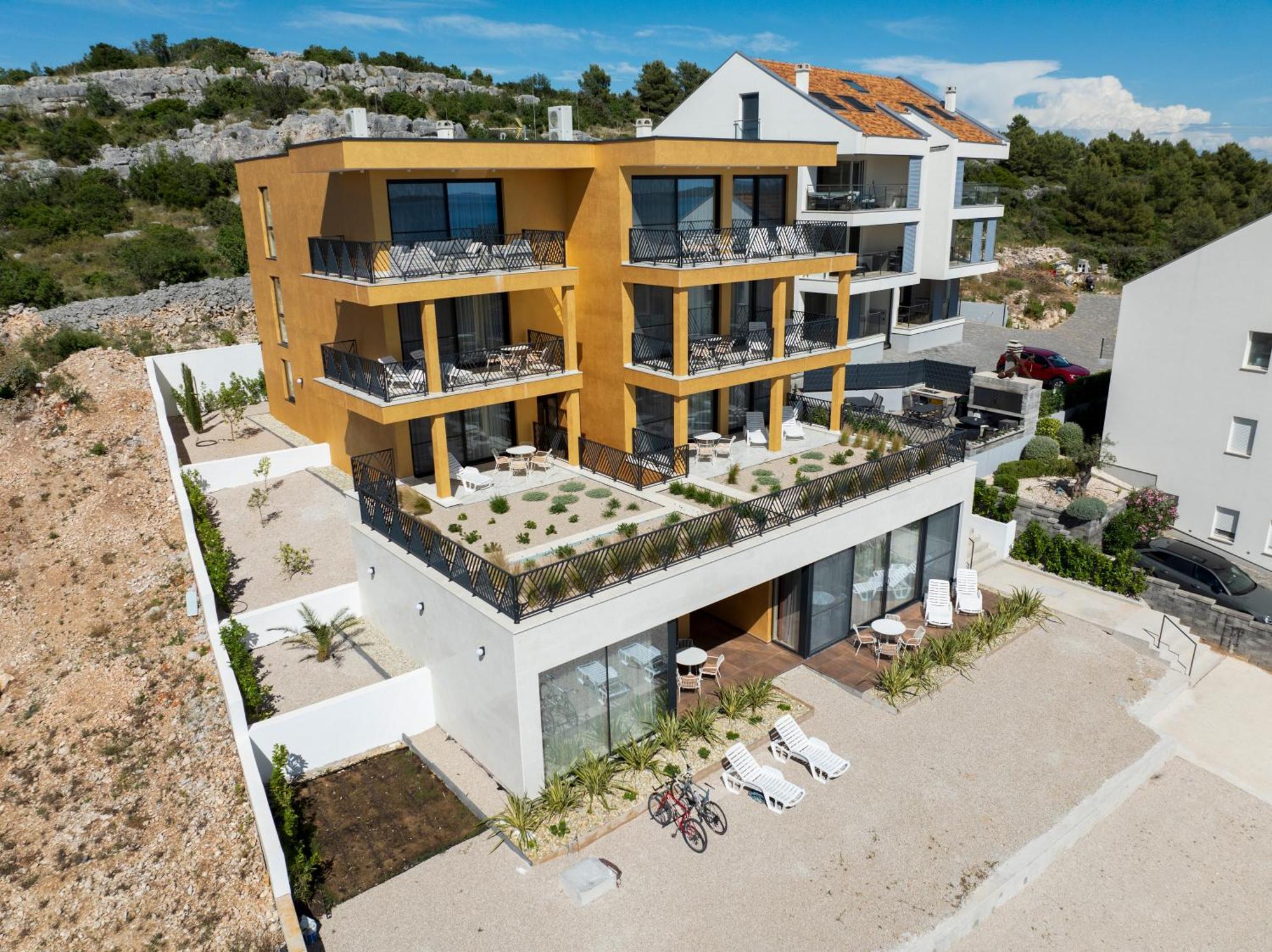 Mediterana Art Deco Resort (Adults Only) Sibenik Luaran gambar